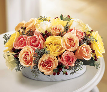 Mixed Roses Centerpiece
